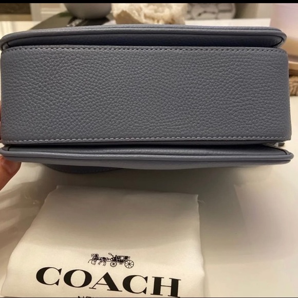 Coach 🌸❌SOLD❌ - Picture 6 of 6